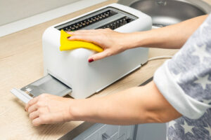 Comment nettoyer l'intérieur d'un grille-pain